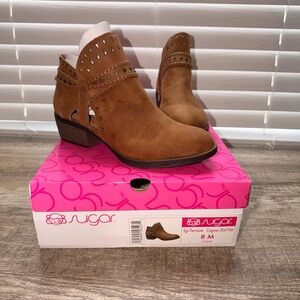 Sugar Women's Tan Ankle Boots Size 8